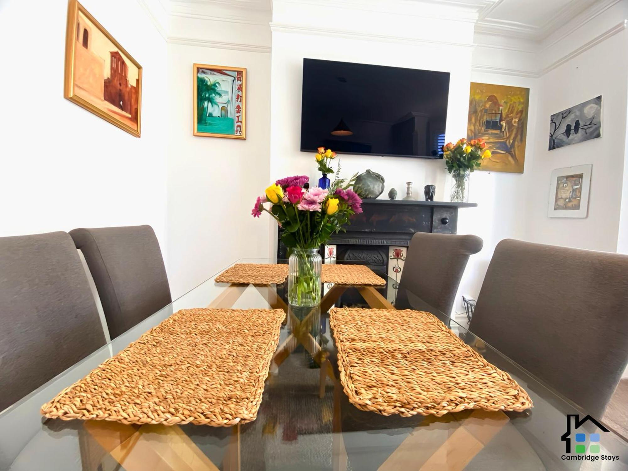 Cambridge Stays 3Br House, Easy Walk To City Center, 2 Showers, Garden, 2 Free Parking Spaces المظهر الخارجي الصورة
