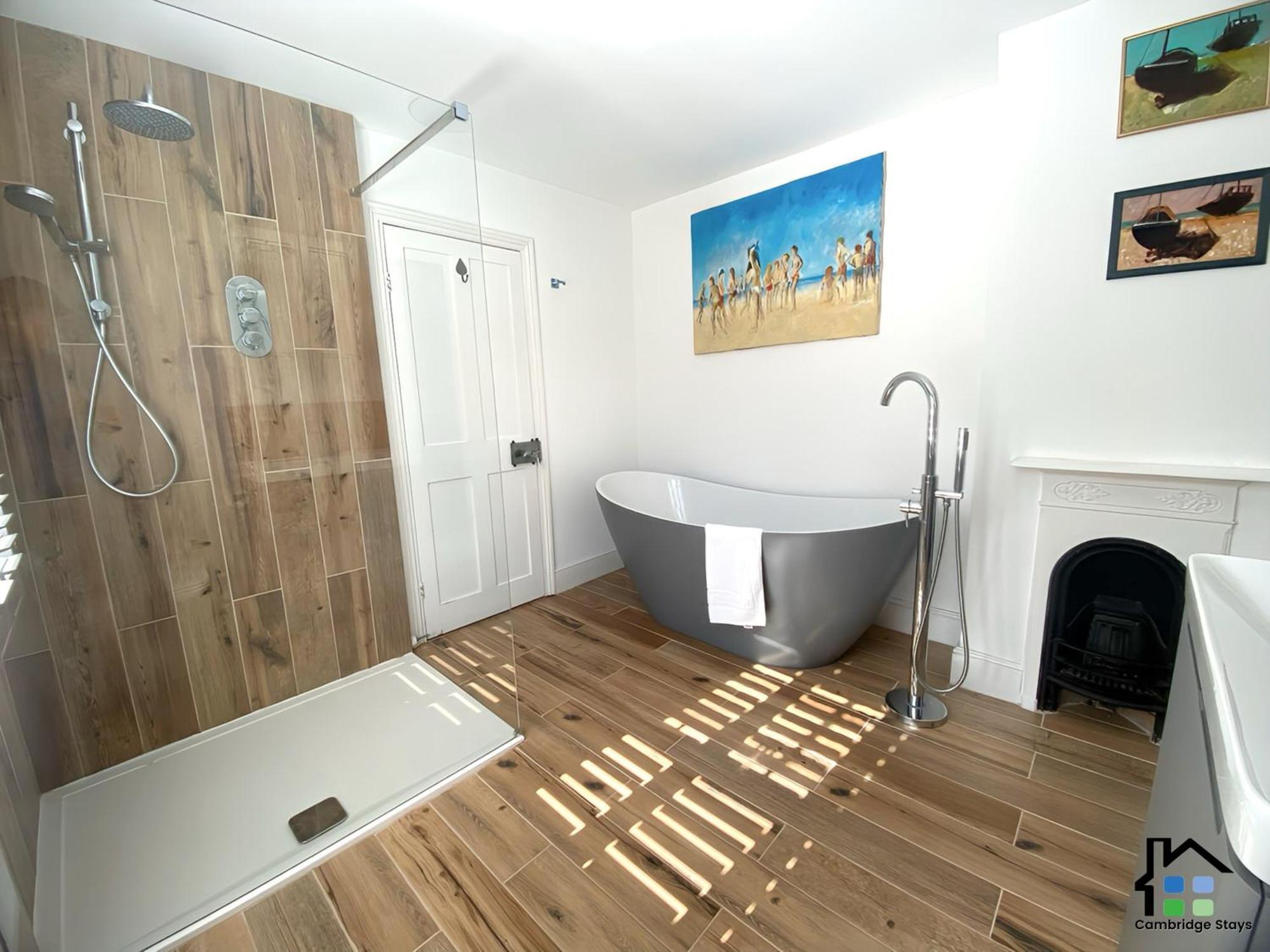 Cambridge Stays 3Br House, Easy Walk To City Center, 2 Showers, Garden, 2 Free Parking Spaces المظهر الخارجي الصورة